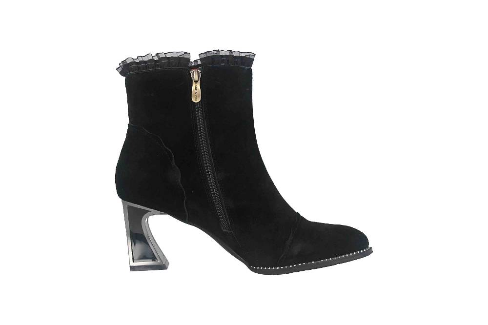 Laura Vita Stiefeletten in Übergrößen Schwarz JACBO 12 Noir uni große Damenschuhe 50% Rabatt mit kostenlosem Versand
