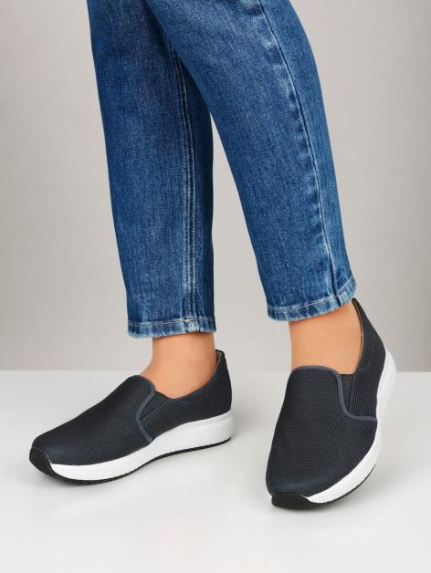 Vamos Active Sportschuh mit seitlichen Elastikeinsätzen Artikelnummer: 1807203 Letzter Tag
