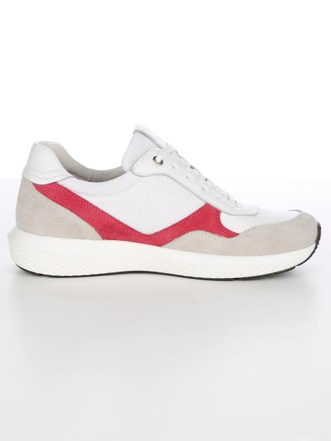 Naturläufer Schnürschuh in modernem Design Artikelnummer: 1818580 Osterangebot