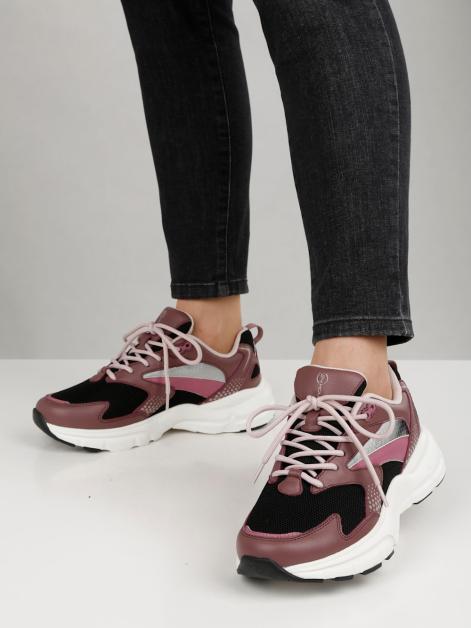 24 Hours Sneaker in sportiver Optik Artikelnummer: 1892476 Vierteljährliche Förderung