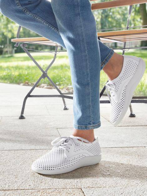Naturläufer Schnürschuh mit Perforation Artikelnummer: 1827118 Bestseller