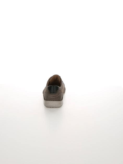 Naturläufer Schnürschuh mit seitlichen Perforationen Artikelnummer: 1789911 Meist gekauft