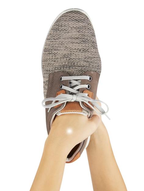 Naturläufer Schnürschuh mit Superstretch-Textil Artikelnummer: 1580141 Lagerräumung