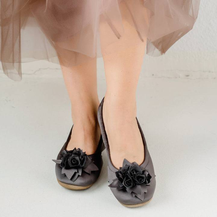 Pampuschen Grace satin taupe 50% Rabatt für begrenzte Zeit