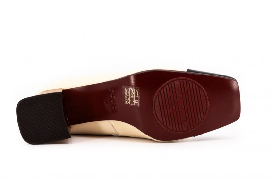 Riccardo Cartillone Chie Mihara VOLKIRIA41 nero Fabrik Onlineshop