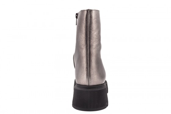Riccardo Cartillone Chie Mihara QAKU Plomo Top Angebot