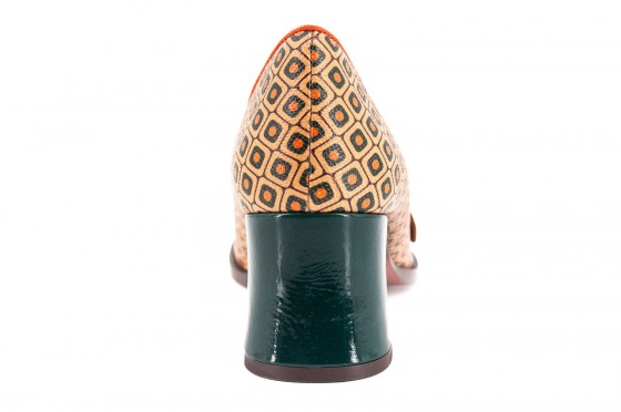 Riccardo Cartillone Chie Mihara TEISIN Brown Bestseller