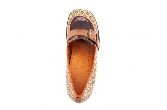 Riccardo Cartillone Chie Mihara TEISIN Brown Bestseller
