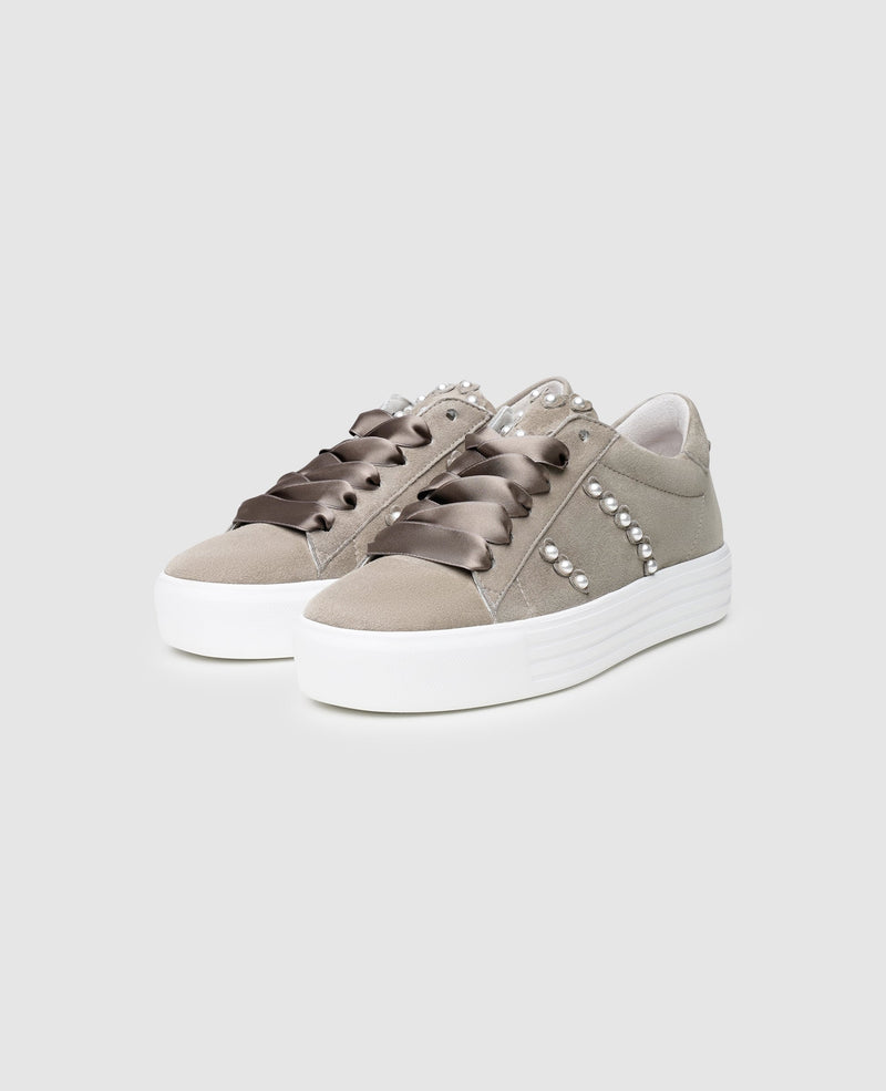 Shoepassion Moderner Sneaker aus Ziegenleder für Damen von Kennel & Schmenger Shoepassion Outlet