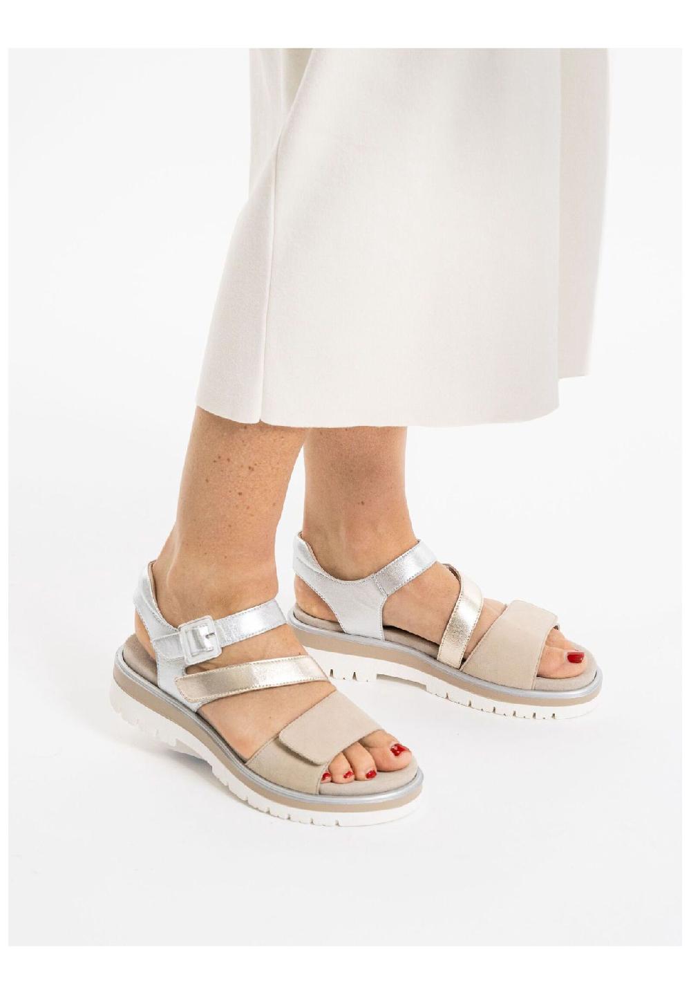 ara® Veloursleder Sandalen im Angebot