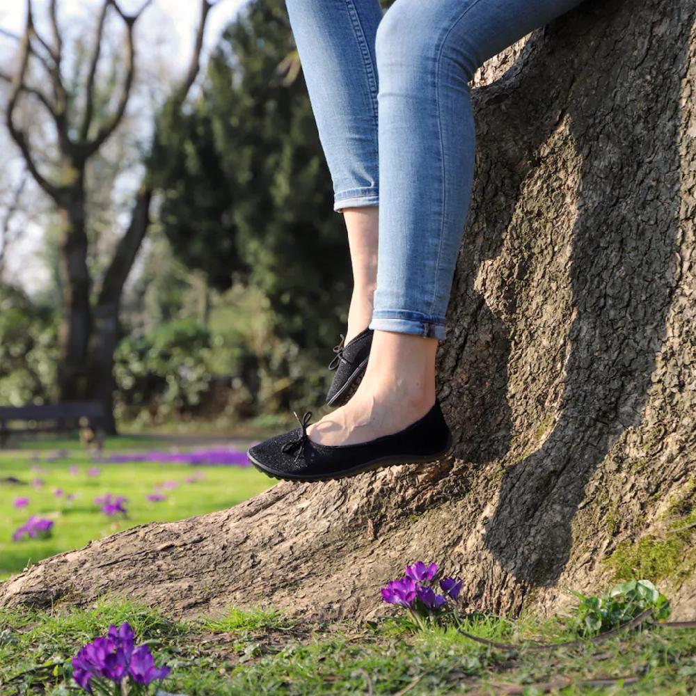 Leguano Barfußschuh »TANGO« Ballerina Slipper Bequemschuh mit Zierschleife und Glitzer online bestellen Sonderangebot