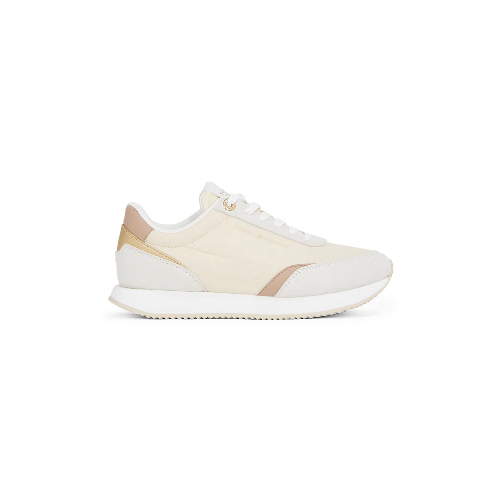 Tommy Hilfiger Plateausneaker »ESSENTIAL RUNNER« Freizeitschuh Halbschuh Schnürschuh mit Kontrastbesätzen online bestellen Sonderangebote