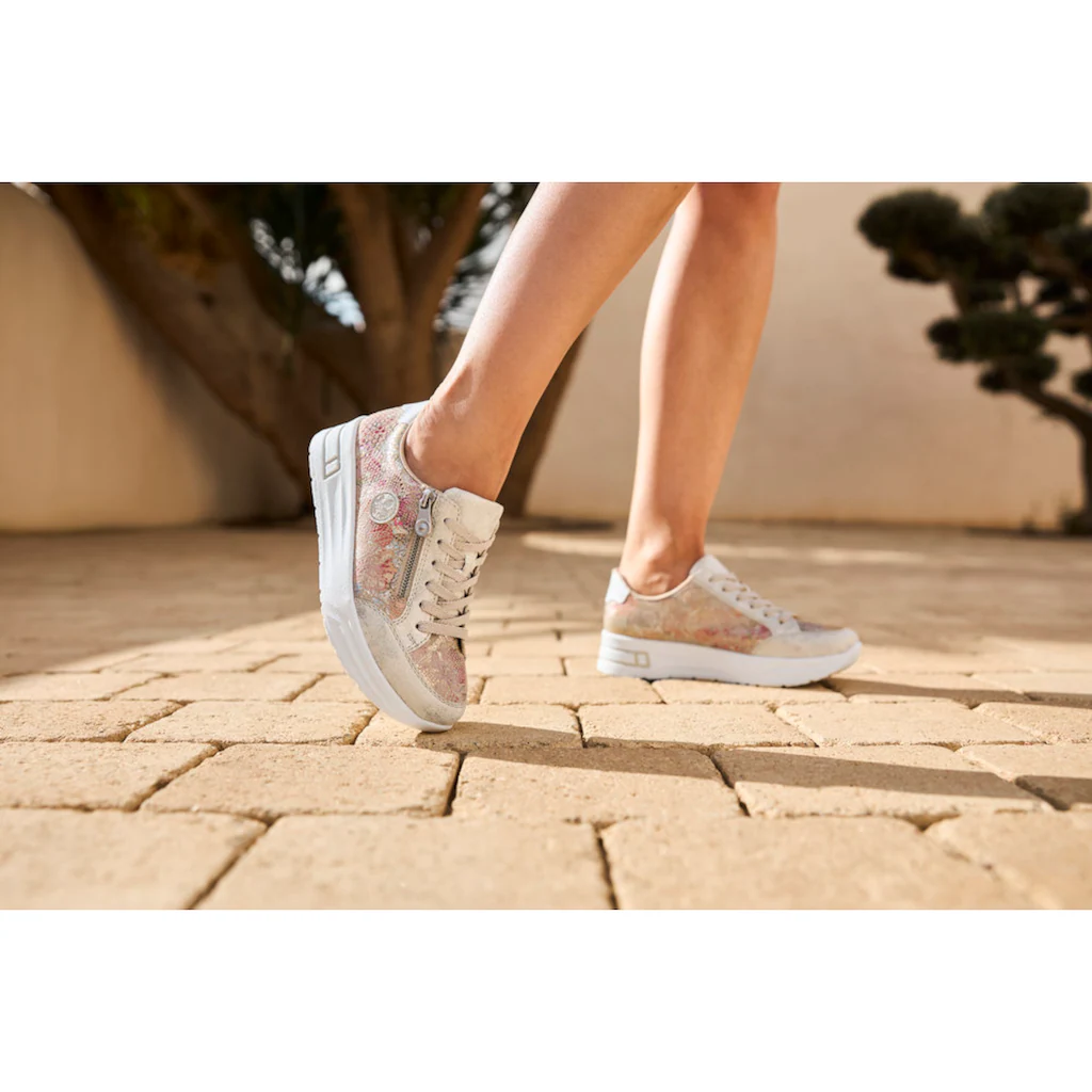 Rieker Plateausneaker Freizeitschuh Schnürschuh Halbschuh mit dezentem Goldschimmer ▷ für Vierteljährliche Förderung