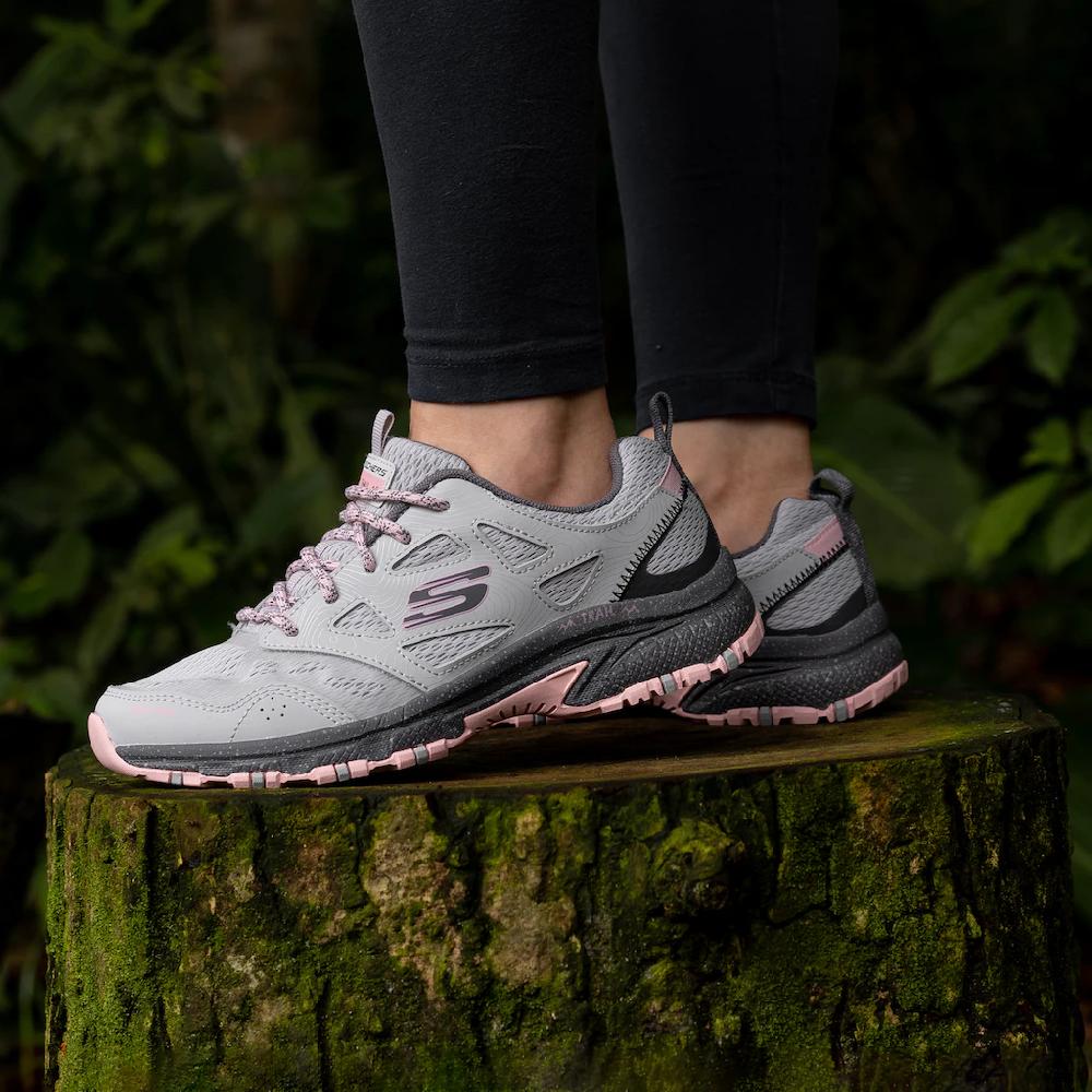 Skechers Sneaker »HILLCREST PURE ESCAPADE« im Materialmix Freizeitschuh Halbschuh Schnürschuh bestellen Neueste Mode