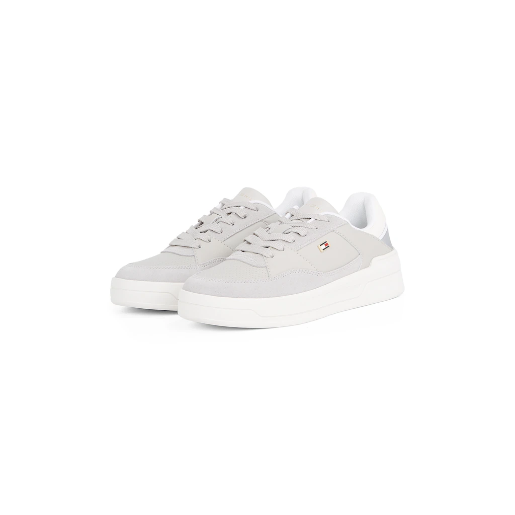 Tommy Hilfiger Plateausneaker »ESSENT BASKET SNEAKER METALLIC« Freizeitschuh Halbschuh Schnürschuh mit seitlicher Logoflagge online bestellen Cyber Monday